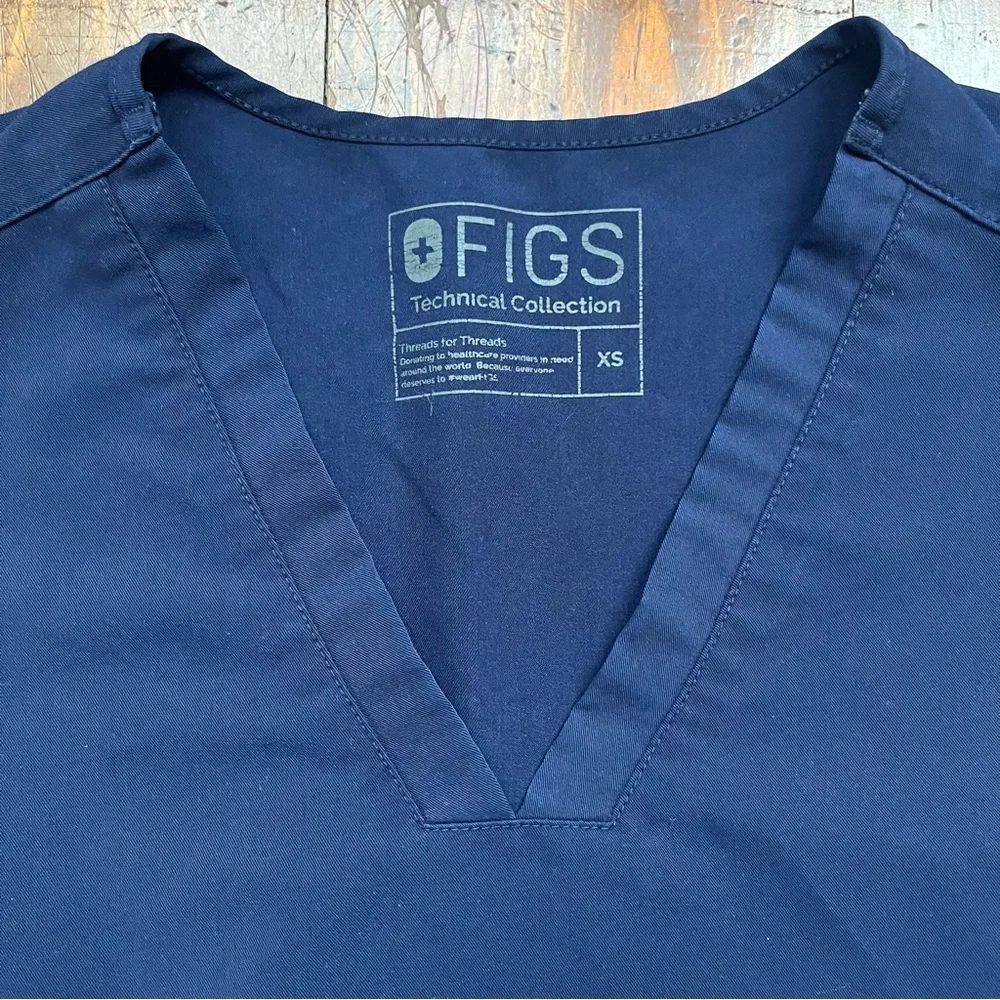 FIGS XS/SP NAVY BLUE SCRUBS SET